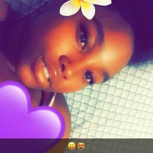 Meet your Posher, Aji'liyah